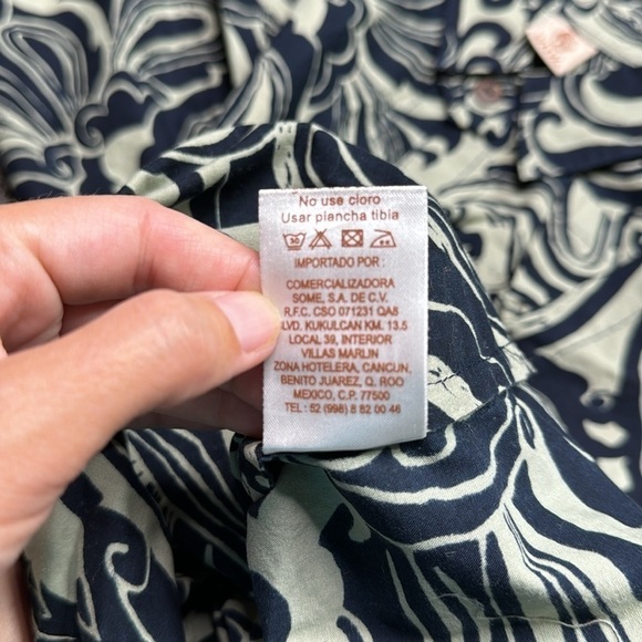 Wayan Natural Wears Tropical Button Down Navy Blue Shirt Large - Picture 8 of 10